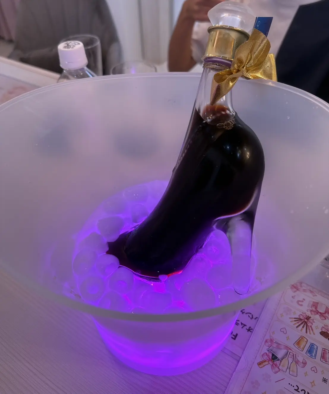 高崎のコンカフェでシンデレラ!ガラスの靴のボトルで乾杯する特別な夜をご紹介